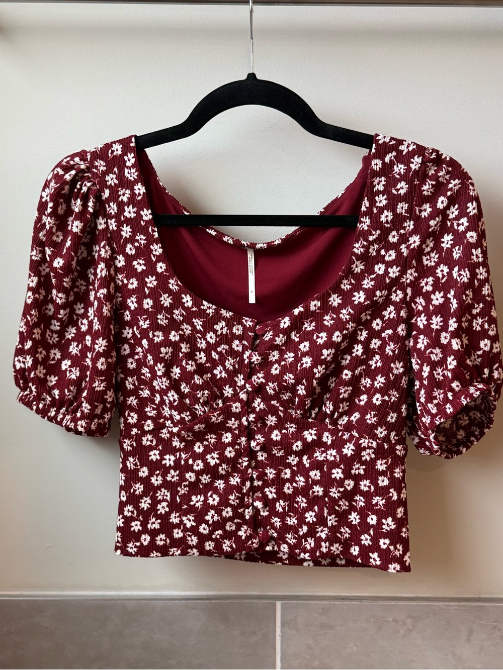 Free People Maroon Floral Puff-Sleeve Crop Top